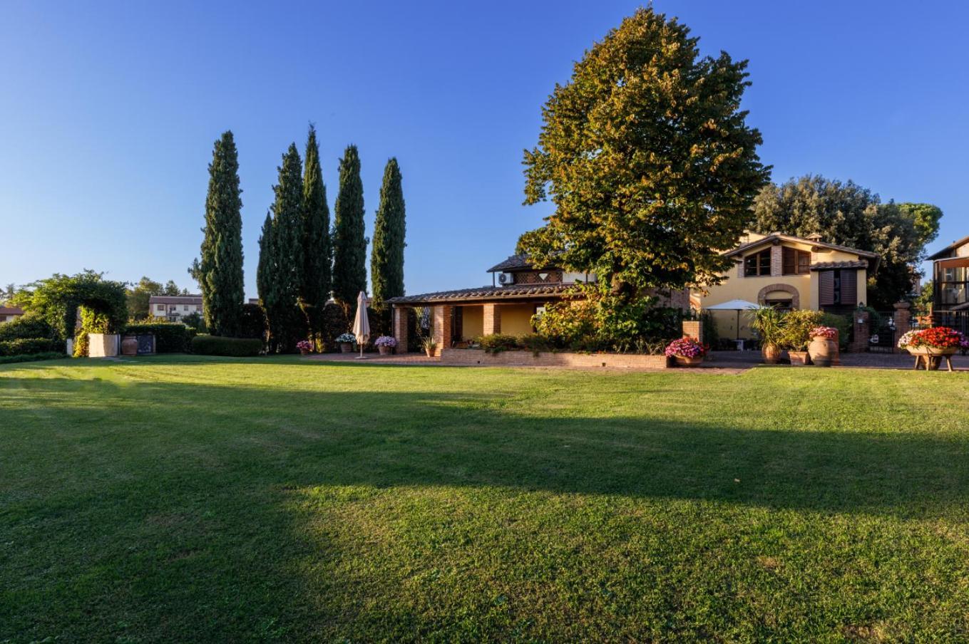 Borgo Villa Risi Sienne Extérieur photo